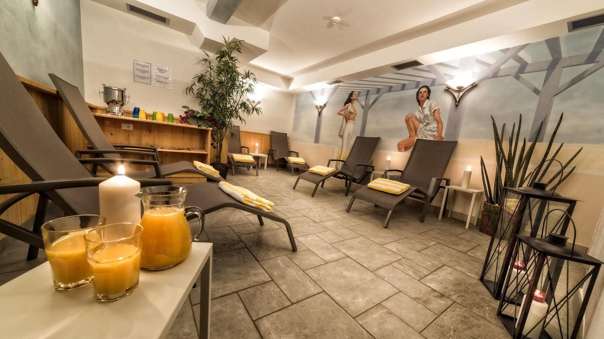 Hotel Mirabel San Vigilio Di Marebbe Eksteriør bilde